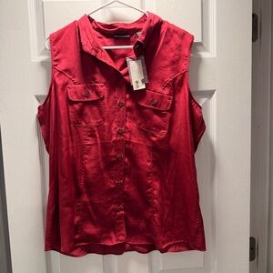 New York & Company Red Sleeveless Button-Down Shirt